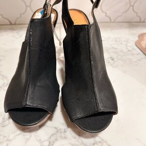 Nine West Black Peep-Toe Heels